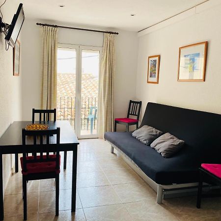 Apartamentos Mitus Canet De Mar Zewnętrze zdjęcie