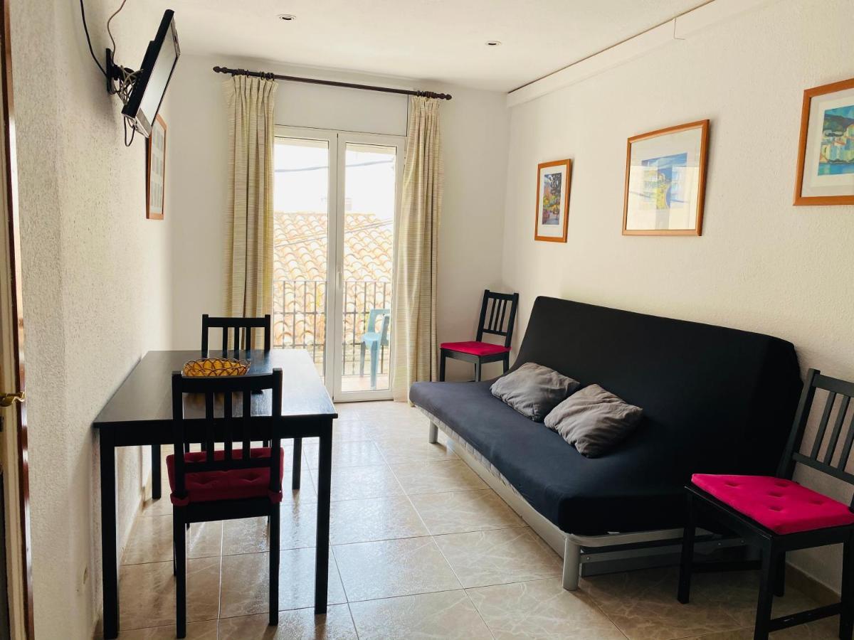 Apartamentos Mitus Canet De Mar Zewnętrze zdjęcie