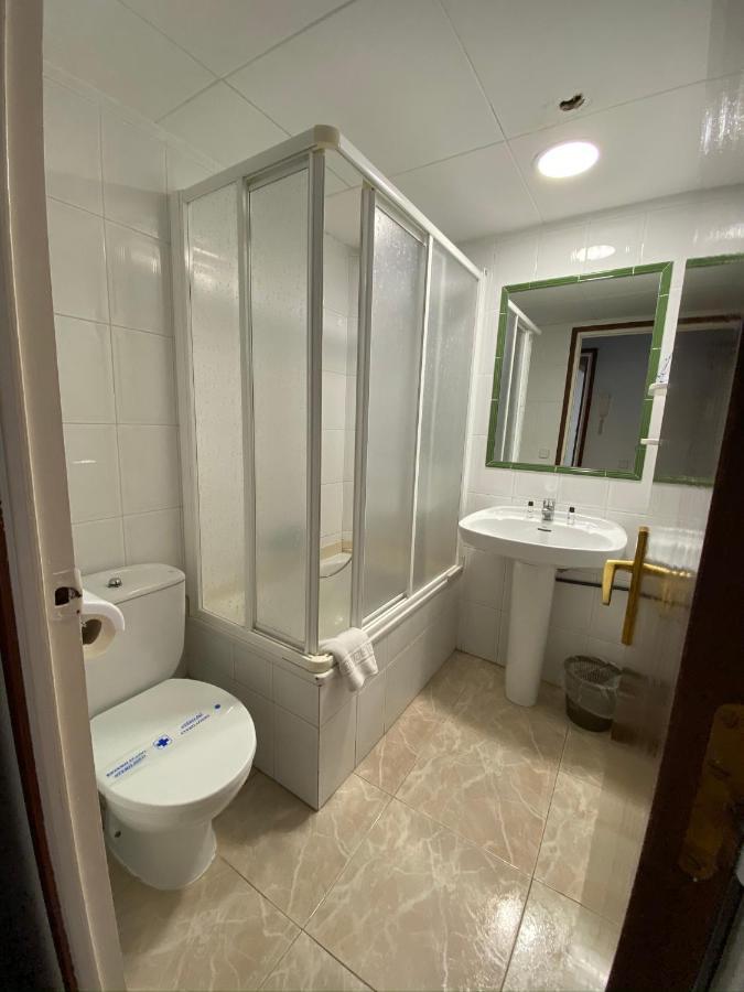 Apartamentos Mitus Canet De Mar Zewnętrze zdjęcie